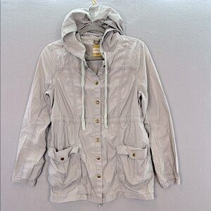 Fossil -women’s Light gray 100% cotton hooded snaps button Utility Jacket size S